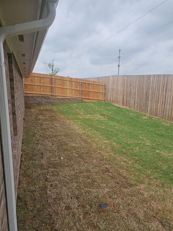 Building Photo - 3701 Lynne Ave