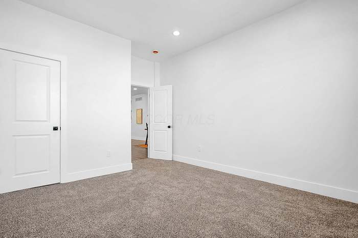 Building Photo - 768 E Whittier St