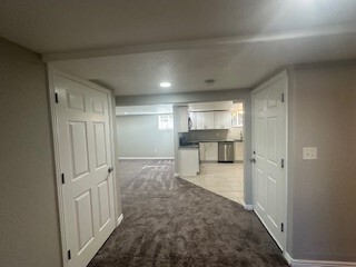 Building Photo - Newly Updated  3 Bedroom with Washer and D...