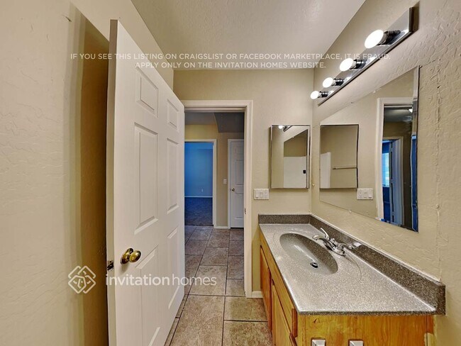 Building Photo - 16029 W Miami St