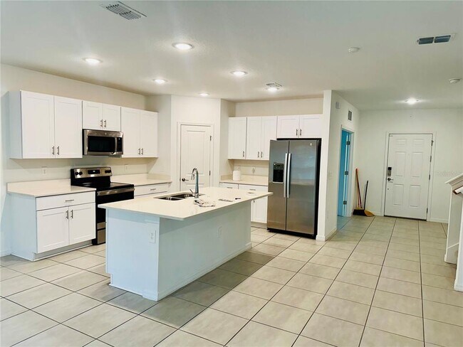 Building Photo - 187 Brinsmead Rd