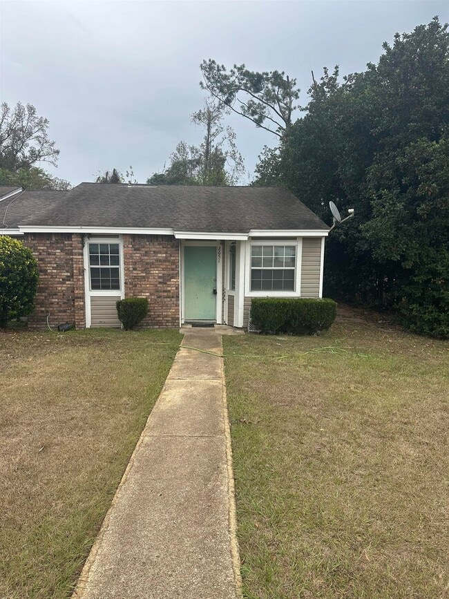 Primary Photo - 2651 Chateau Ln