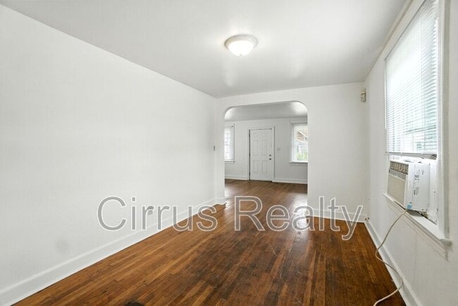 Building Photo - 1217 23rd St