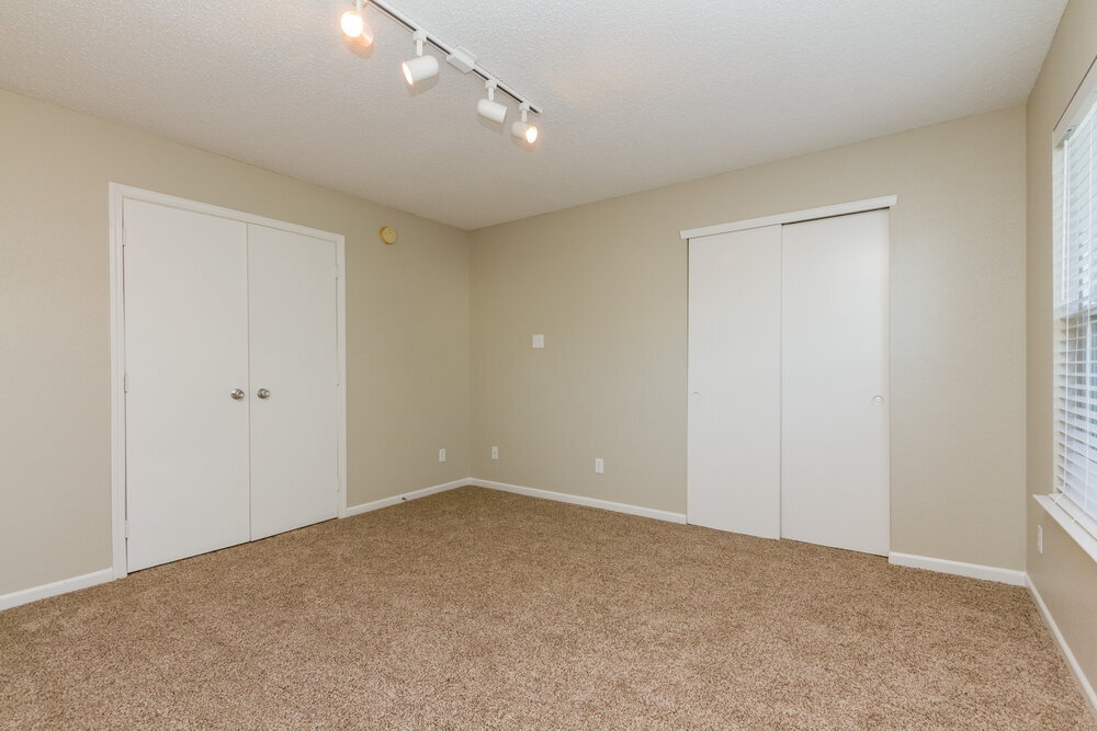 Building Photo - 10236 Hatherley Way