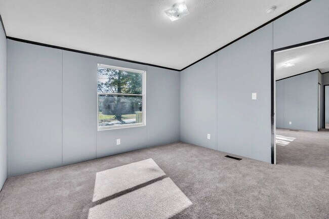 Building Photo - 1 Alice St