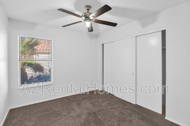 Building Photo - 3841 E Bighorn Ave