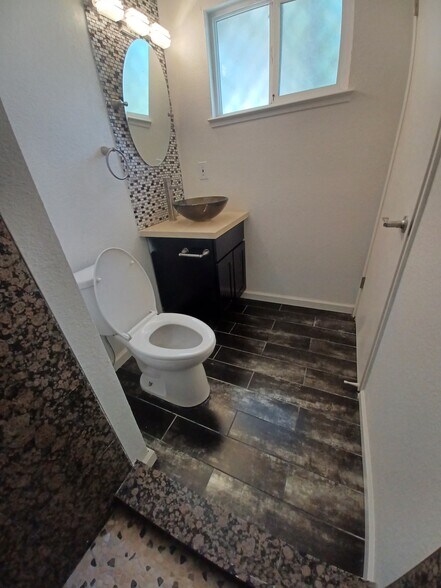 Building Photo - 1111 Central Ave