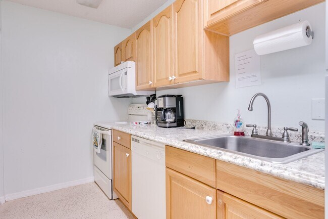 Building Photo - Welcome to Indigo Pines in Daytona Beach