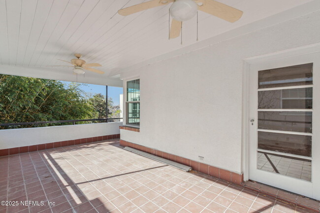 Building Photo - 1815 Largo Rd