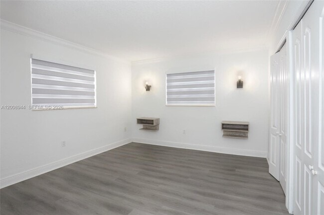 Building Photo - 8601 SW 94th St