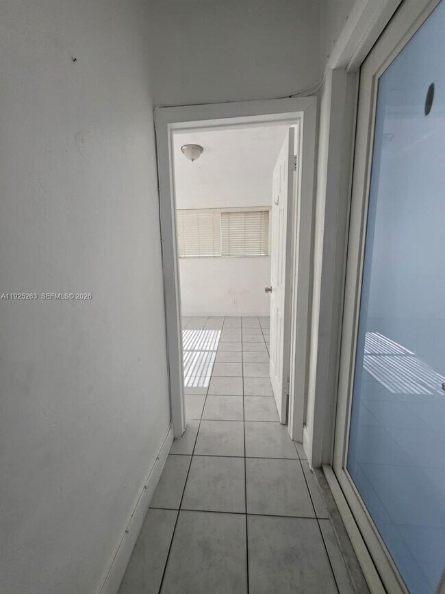 Building Photo - 7155 Rue Notre Dame