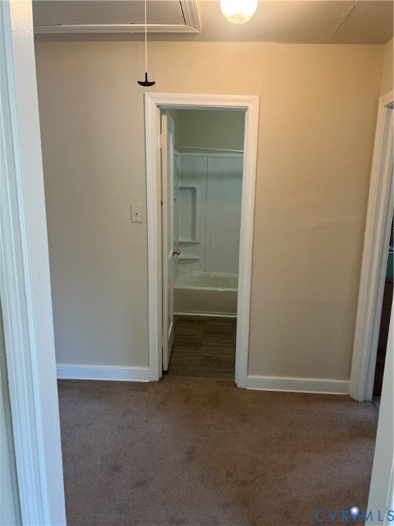 Building Photo - 2107 Johnson St