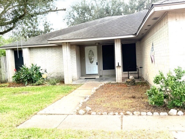 Building Photo - 22119 Manor Estates Dr