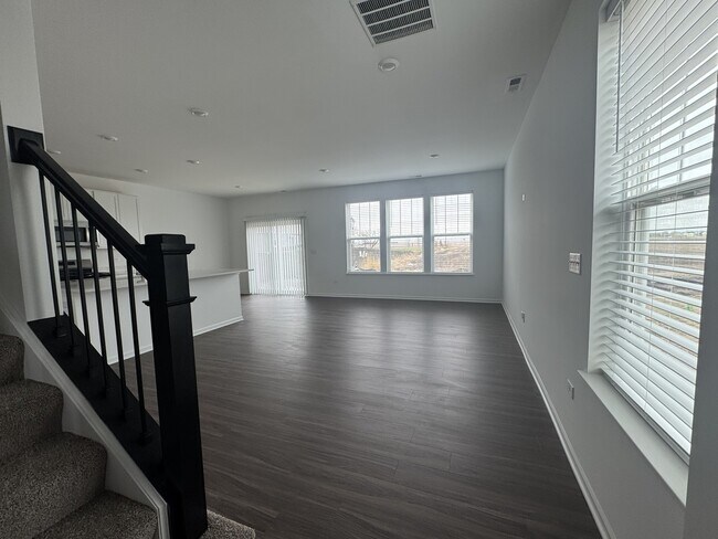 Building Photo - 25732 W Wakefield Dr