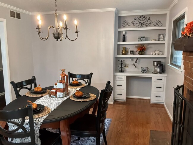 Building Photo - Spacious 3-Bed, 2-Bath Home in Lexington, NC