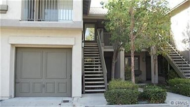 Primary Photo - Lower 2 Bedroom w/Garage