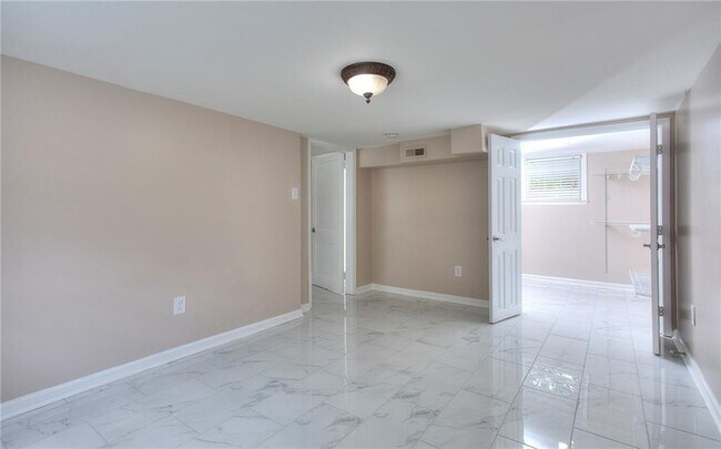 Building Photo - 2067 Brockett Rd