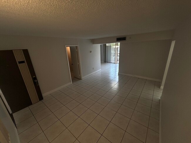 Building Photo - 8650 SW 133rd Avenue Rd