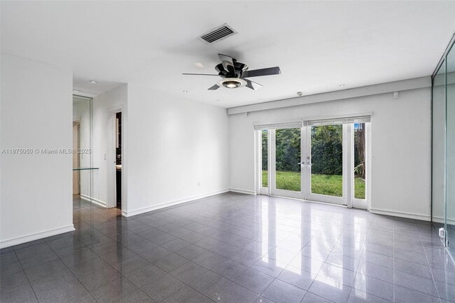 Building Photo - 20525 Highland Lakes Blvd