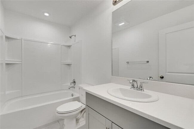 Building Photo - 6313 Willowside St