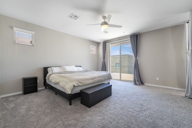 Building Photo - 813 Horizon Canyon Dr