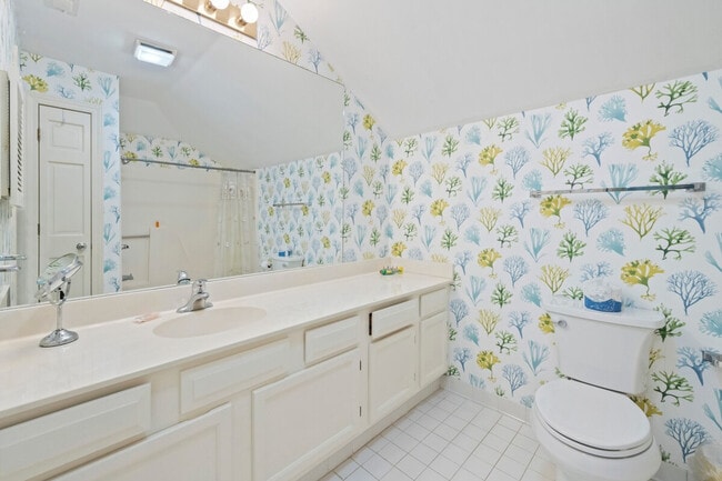 Building Photo - 49 Collins Meadow Dr