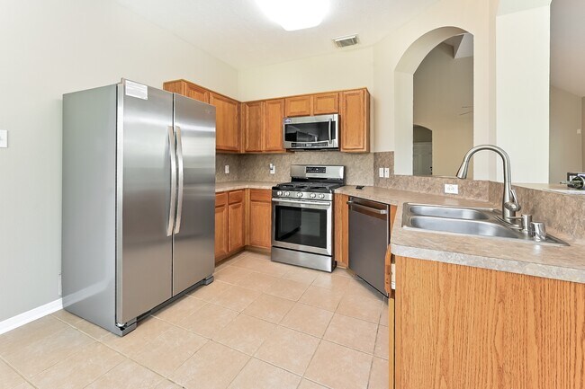 Building Photo - 12923 Palm Leaf Ct