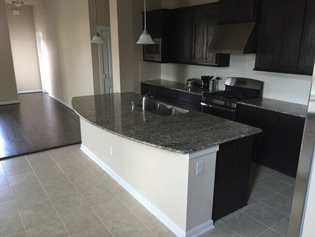 Building Photo - Gorgeous House For Lease in Richardson