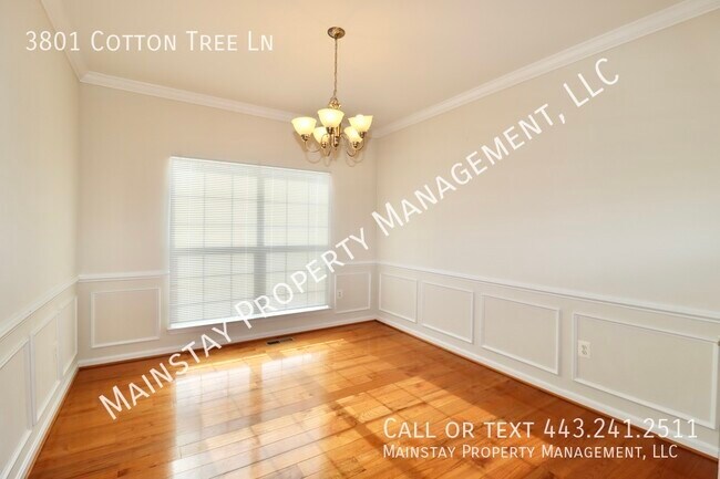 Building Photo - Beautiful 5 Bedroom SFH in Family Friendly...