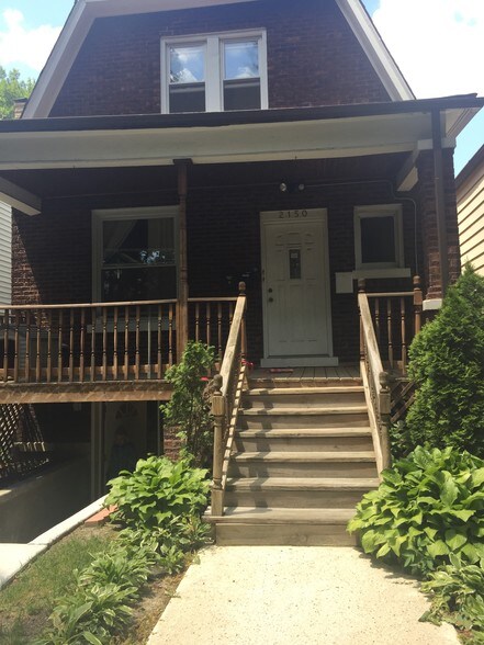 Building Photo - 2150 N Kenneth Ave