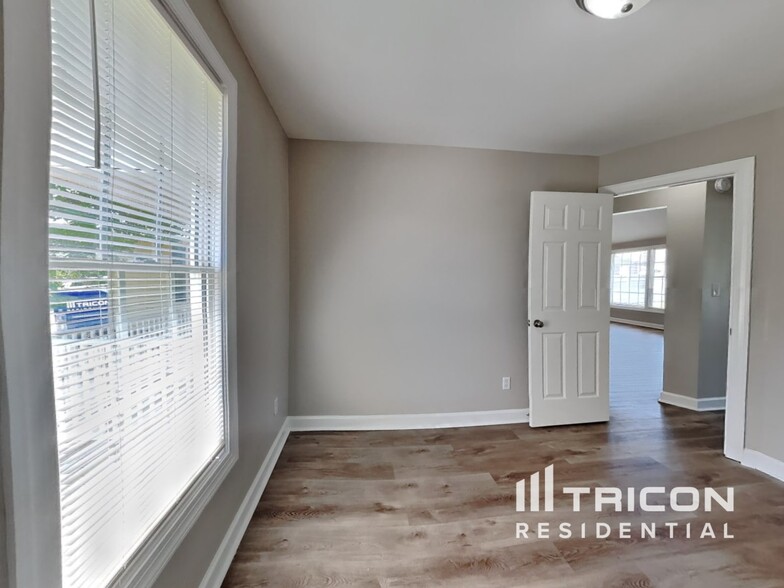 Building Photo - 109 Glengariff Ln