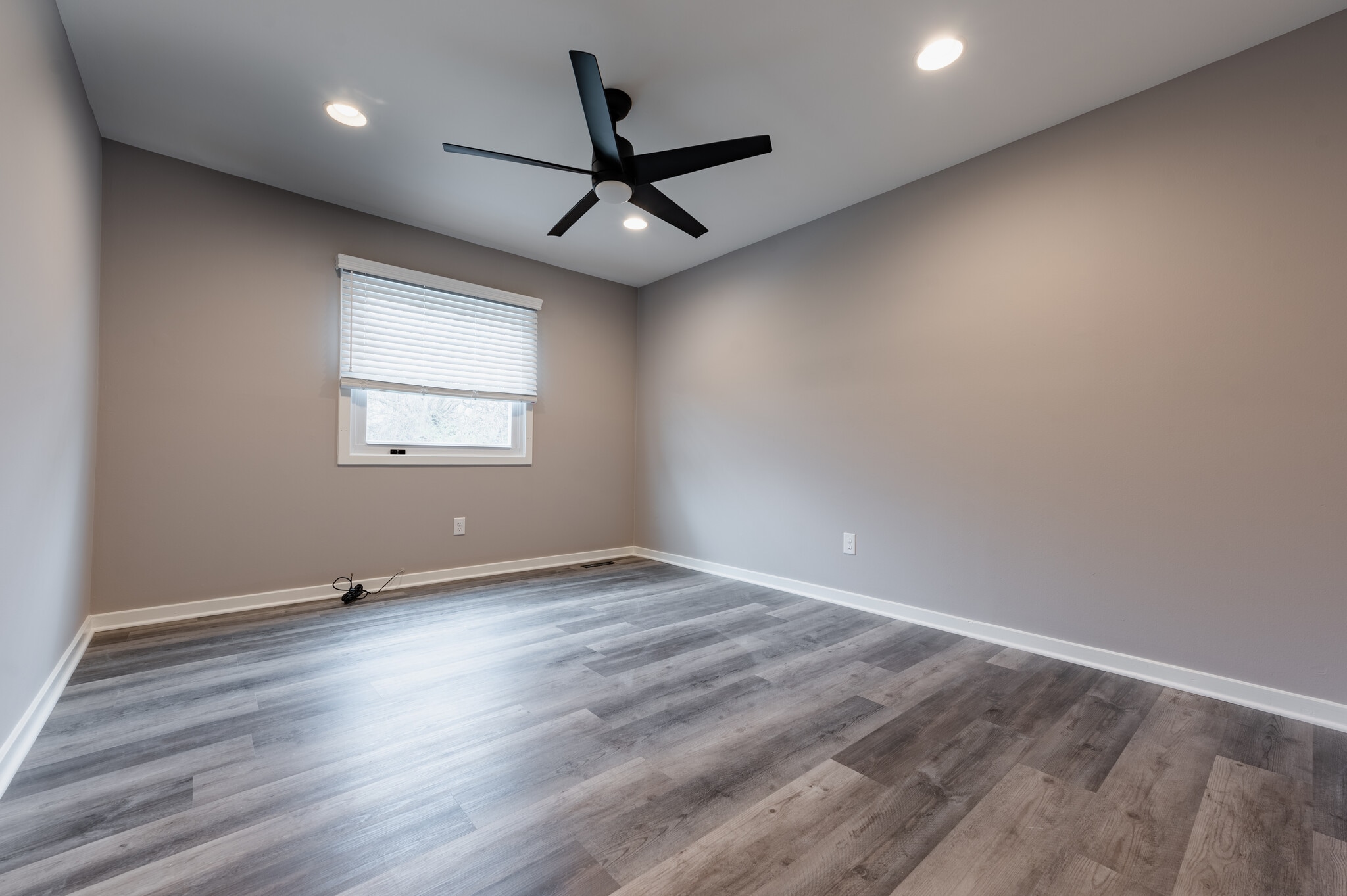 Building Photo - 111 Belmont Dr