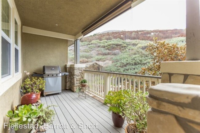 Building Photo - 3 br, 3 bath House - 1046 Iron Wheel Street