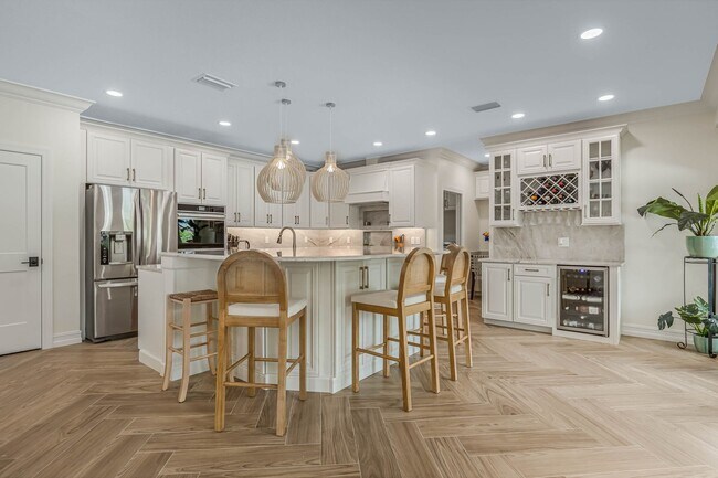 Building Photo - Renovated 3/3 Pool Home home in the heart of Delaney Park of Downtown Orlando
