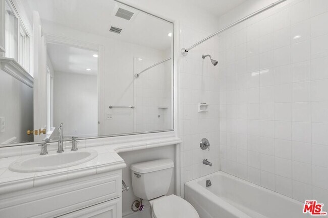 Building Photo - 16649 Cll Haleigh