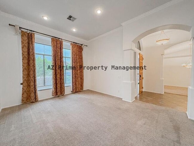 Building Photo - 890 N Bullmoose Dr