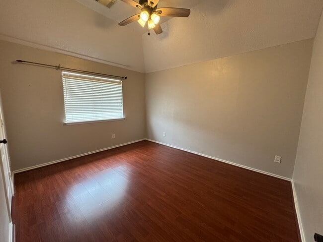 Building Photo - 15314 Carsen Bend Dr