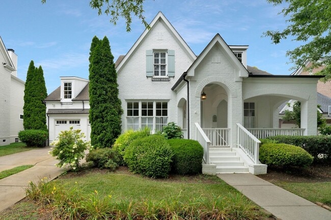 Primary Photo - Stunning 4BE/3.5BA home in the very desira...