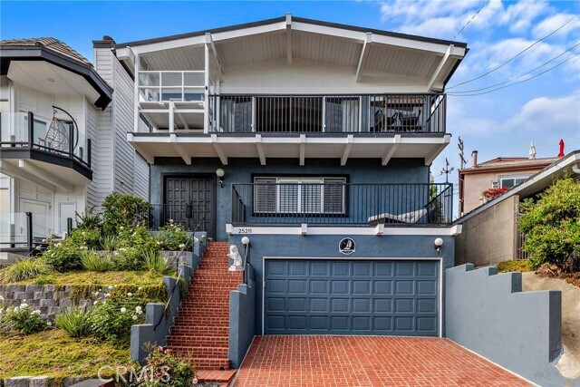 Building Photo - 25211 La Cresta Dr