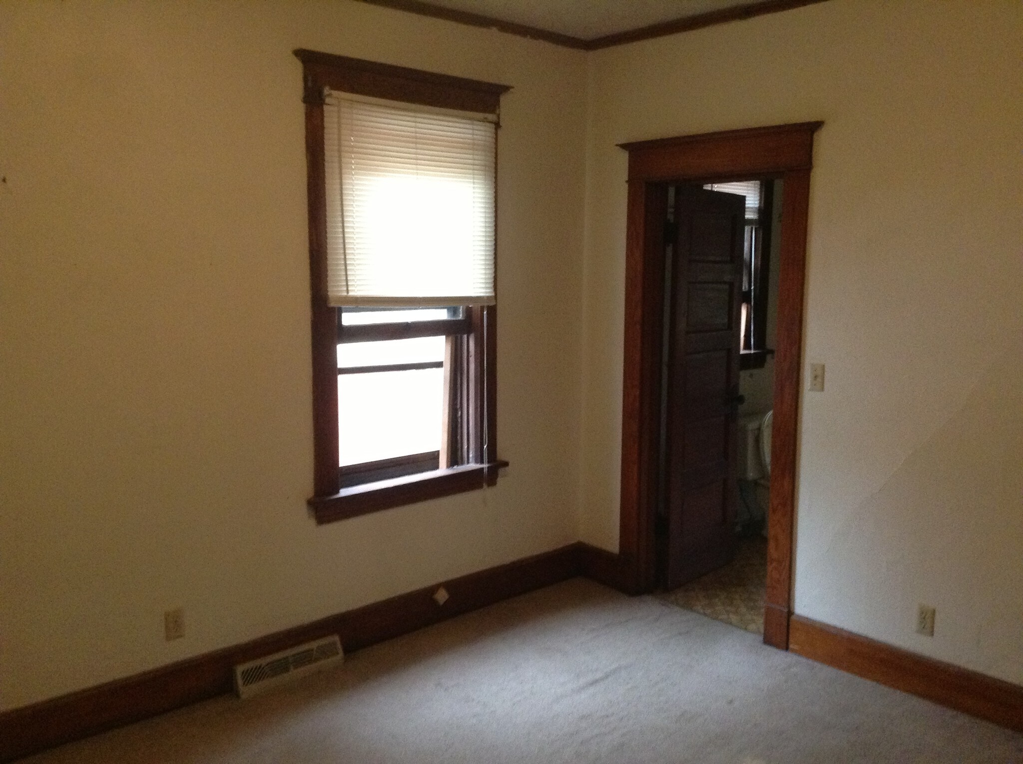 Bedroom 2 - 118 10th St