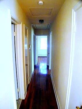 Building Photo - -- AVAILABLE APRIL 15TH -- 4 BR / 3 BA Raised Ranch, Brick home in Pinedale Farms (West End!), Av...