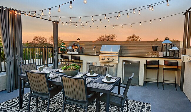 Building Photo - 826 Brickyard Ln