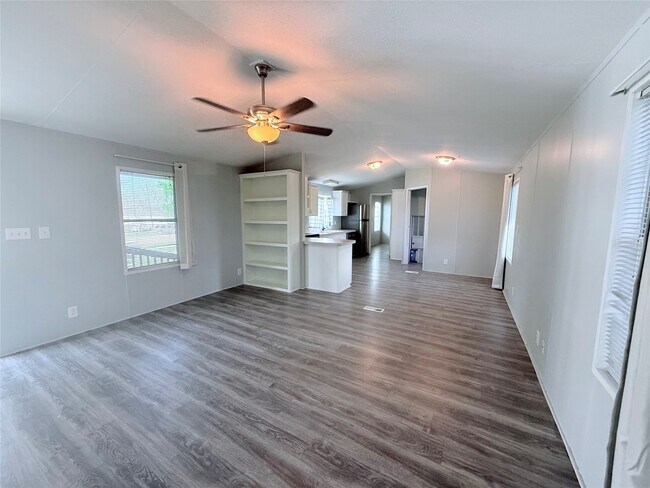 Building Photo - 12738 Pecan Tree Ct