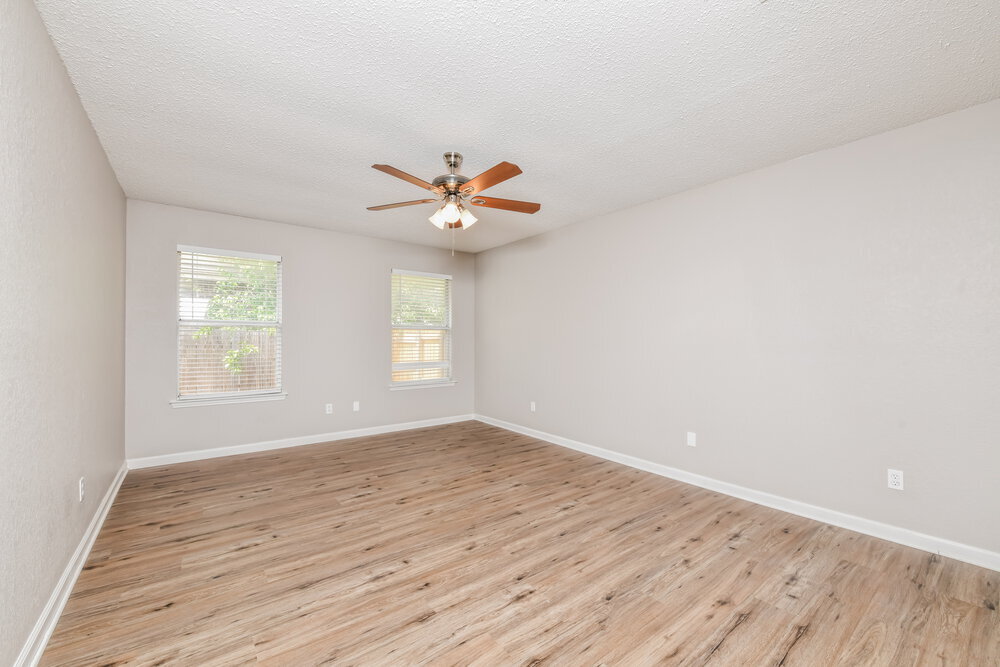 Building Photo - 848 Meadowlark Dr