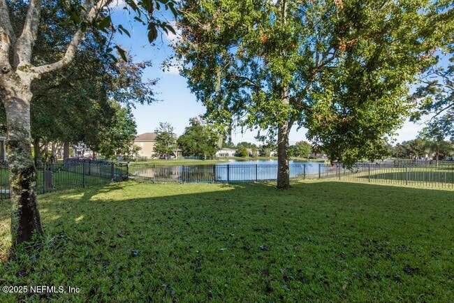 Building Photo - 612 Spruce Creek Rd