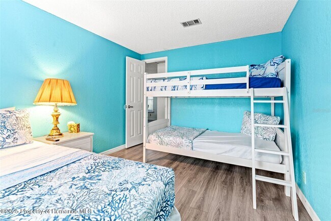 Building Photo - 6901 Richard Dr