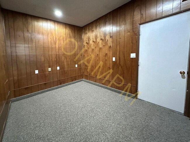Building Photo - 224 Pasherma Kay Dr