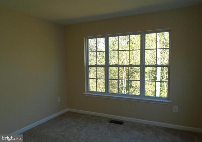 Building Photo - 7886 River Rock Way