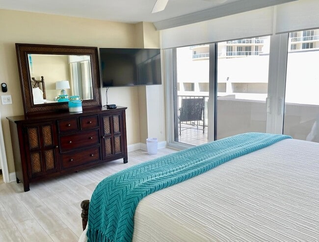 Building Photo - 4200 N Ocean Dr