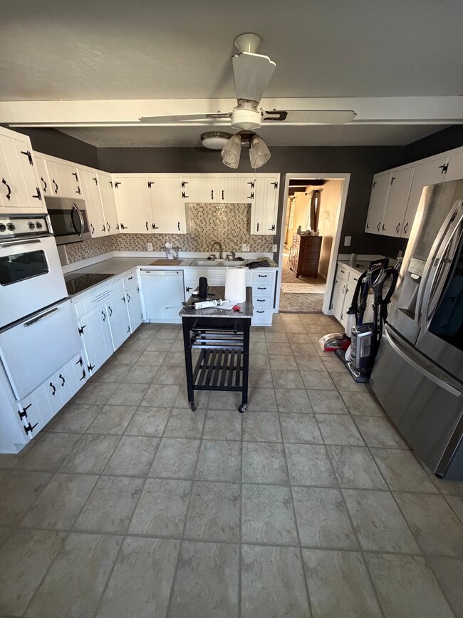 Building Photo - 1605 S 8th St